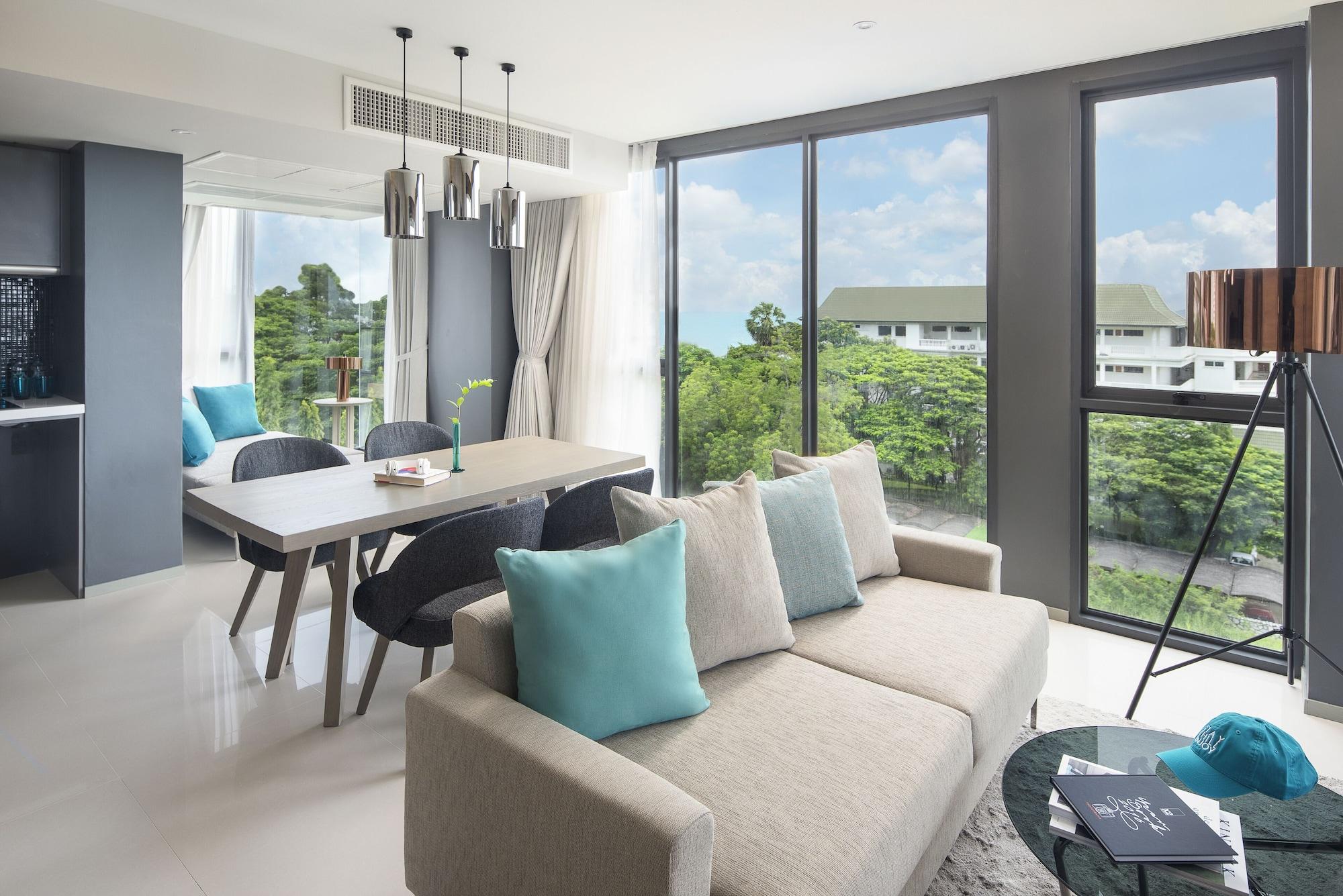 Cross Vibe Pattaya Seaphere Praia de Jomtien Exterior foto
