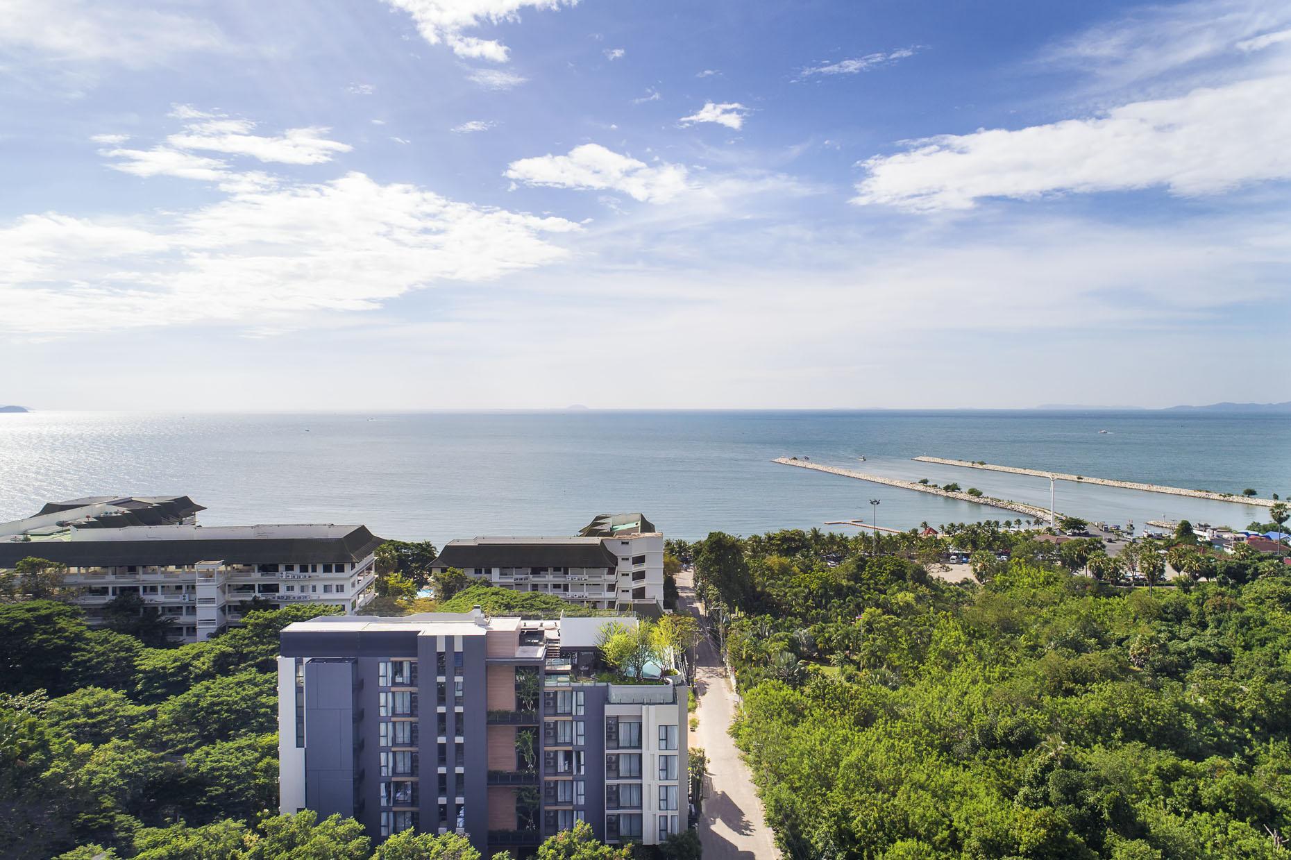 Cross Vibe Pattaya Seaphere Praia de Jomtien Exterior foto